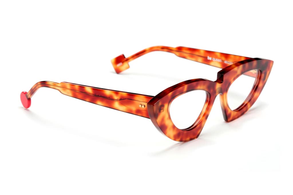 Lunettes Sabine Be Be Queen écaille miel forme papillon design créateur The House of Eyewear Paris