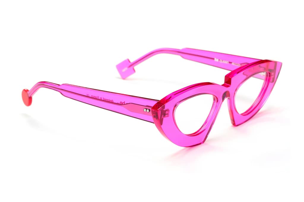 lunettes Sabine Be Be Queen rose translucide profil monture épaisse originale opticien Paris 1er