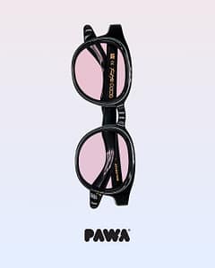 Lunettes Pawa Shoto black pump verres rose Modèle Pawa Shoto avec verres rose disponible chez opticien créateur The House of Eyewear Paris