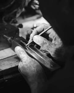 Lunettes Matsuda de luxe en titane japonais – montures de créateur chez opticien à Paris Lunettes Matsuda de luxe en titane japonais – montures de créateur chez opticien à Paris