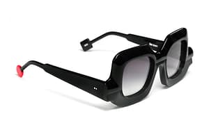 Sabine Be Be Seen Sun 845 profil solaire noir Monture solaire Sabine Be Be Seen Sun 845 noire profil design créateur lunettes soleil Paris
