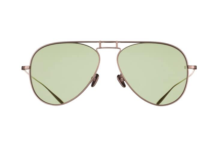 Lunettes de soleil aviateur Massada L'Age d'Or Rose Gold en titane rose gold avec verres verts, vue de face chez The House of Eyewear Paris 1er.